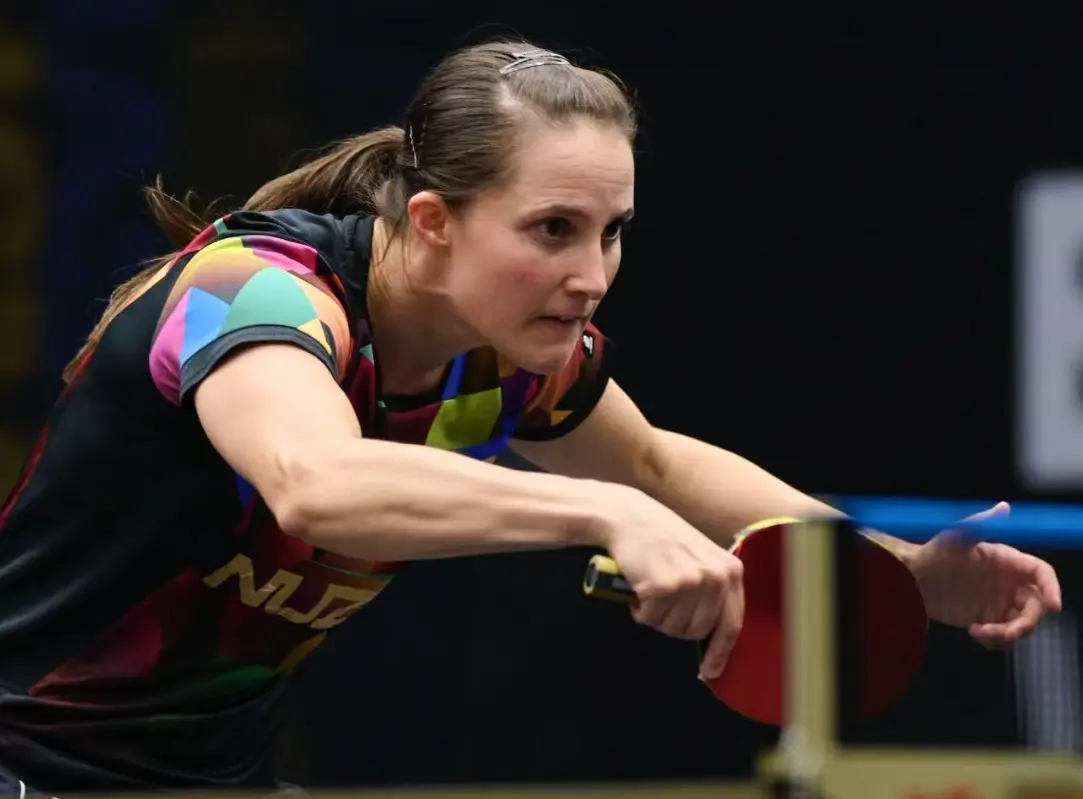 紧接着, 但连得 紧接着, 但连得