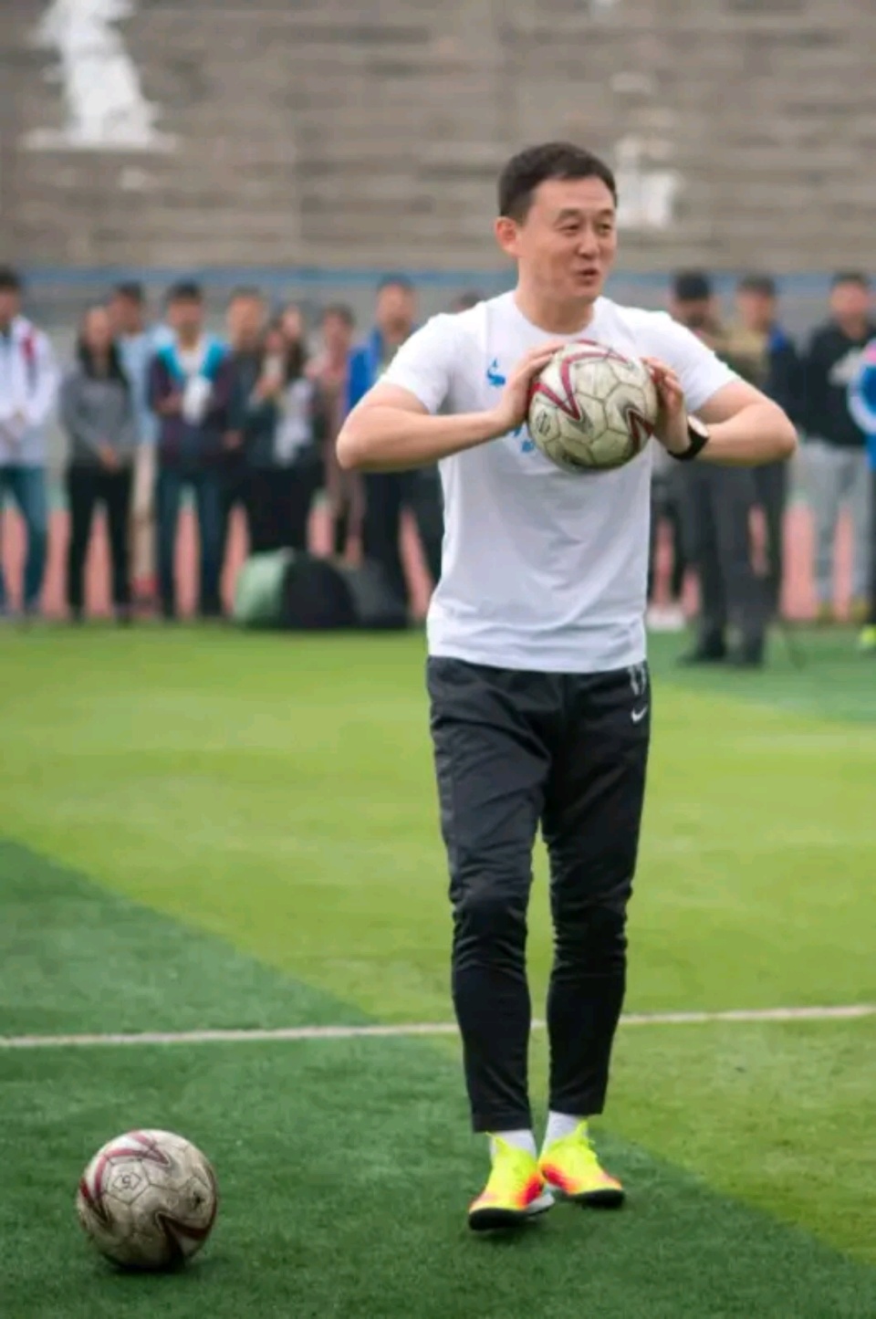 当事人联系 当事人联系