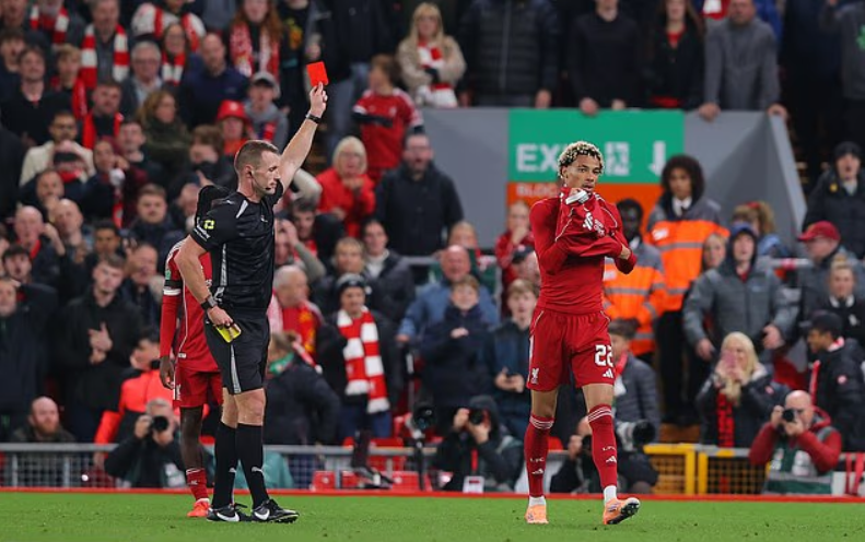 球之后, 由于缺乏纪 球之后, 由于缺乏纪